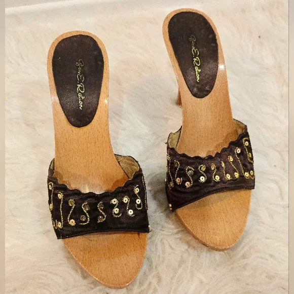 🔥 US Size 6 QUICK SALE! 5-Pair Summer Shoe Lot – Comfort & Style - Picture 4 of 16